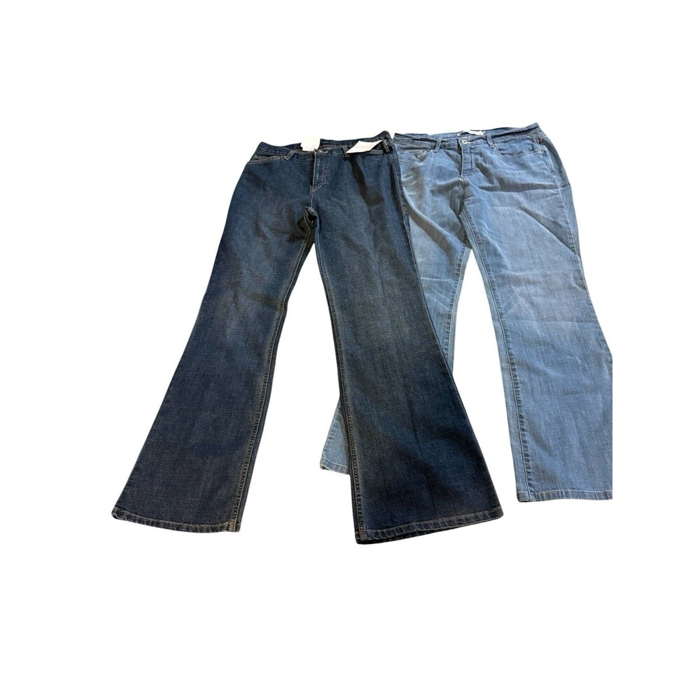Levi’s 515 Bootcut Jeans & Jones New York Flare Jeans Size 10 Bundle